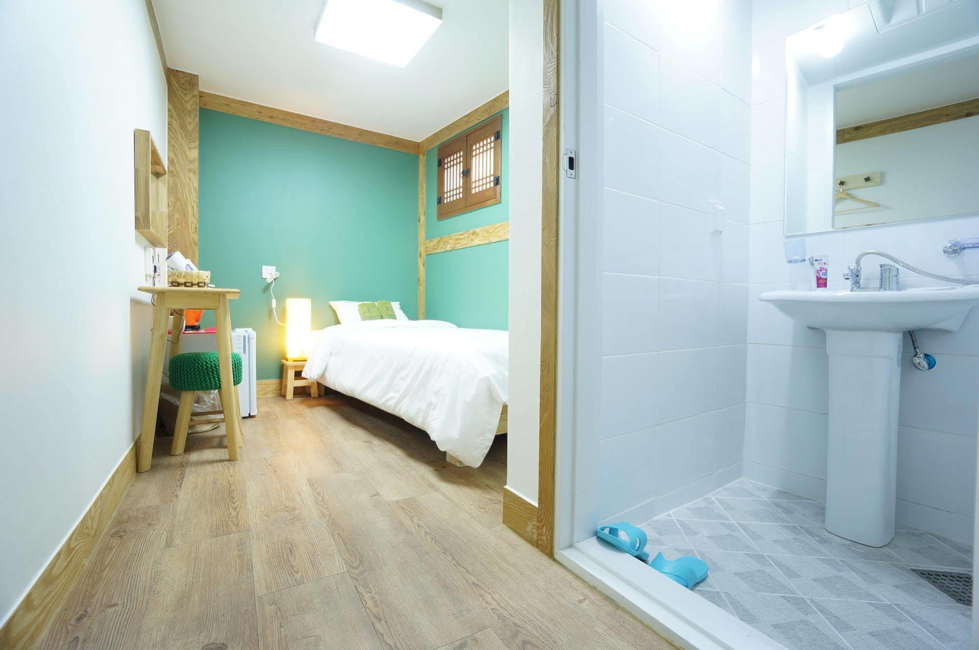Mini Hotel Dalkom In Dongdaemun Seul Esterno foto