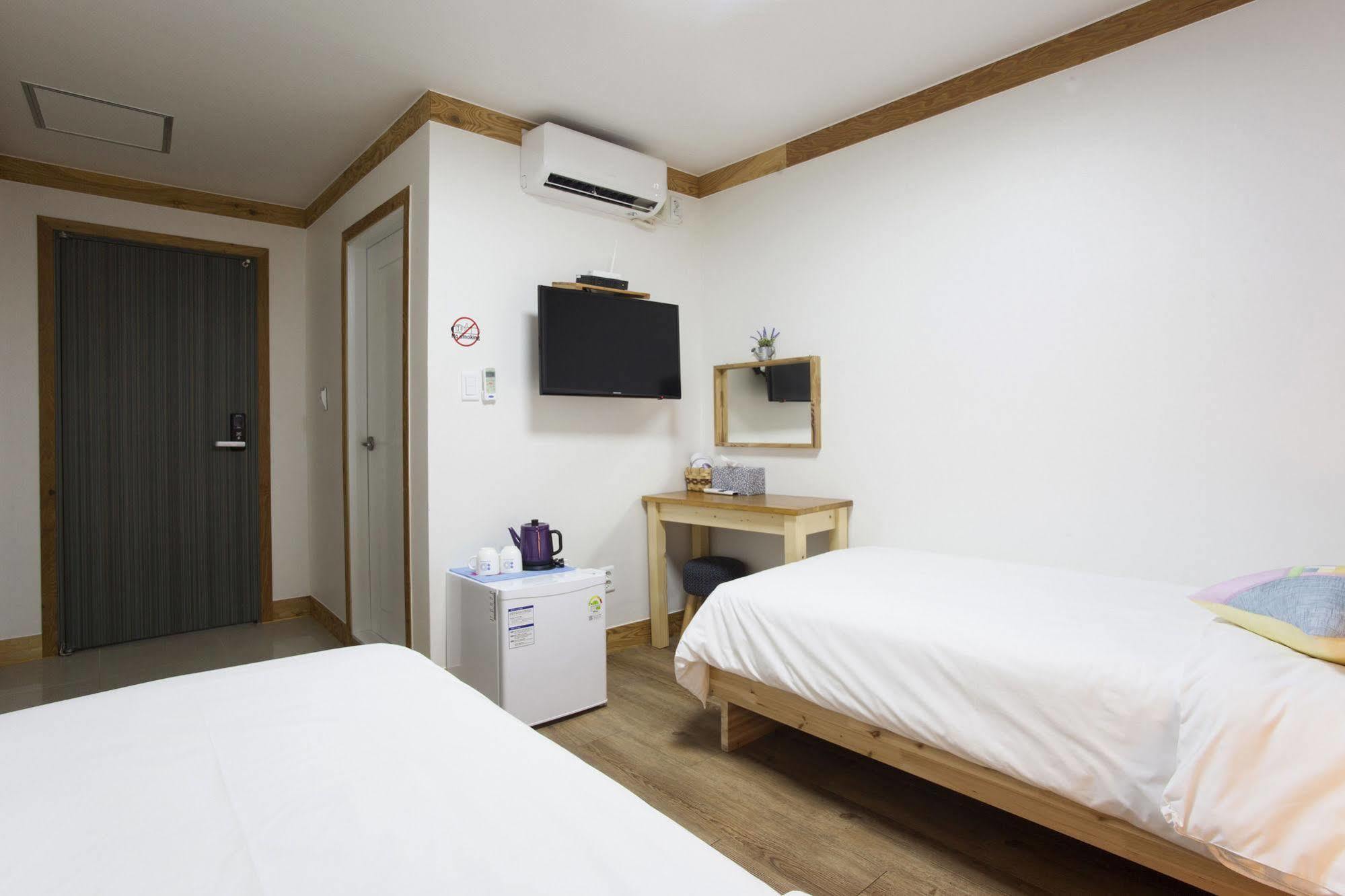 Mini Hotel Dalkom In Dongdaemun Seul Esterno foto