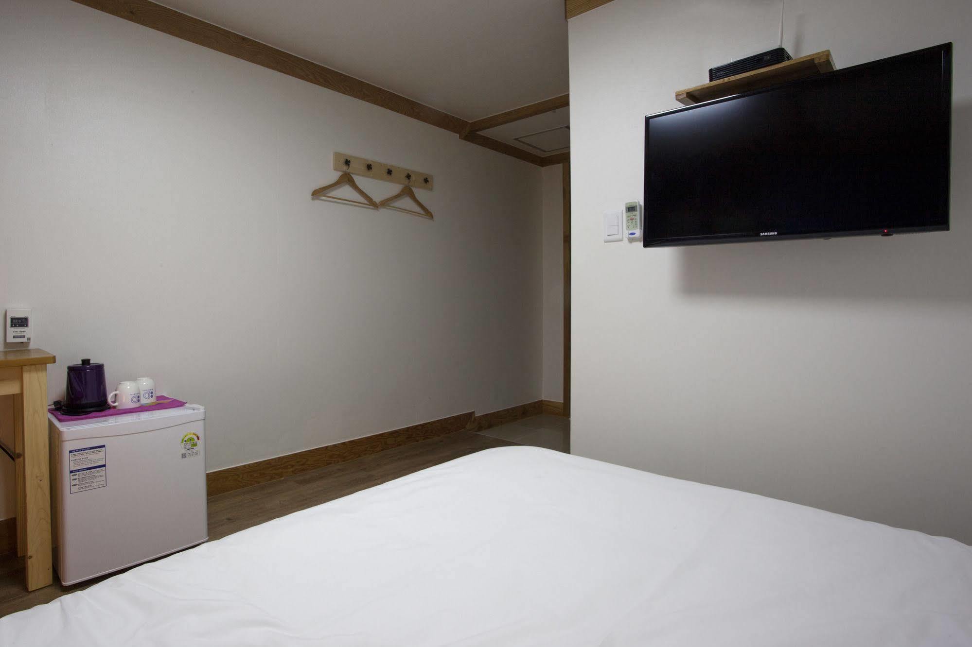 Mini Hotel Dalkom In Dongdaemun Seul Esterno foto