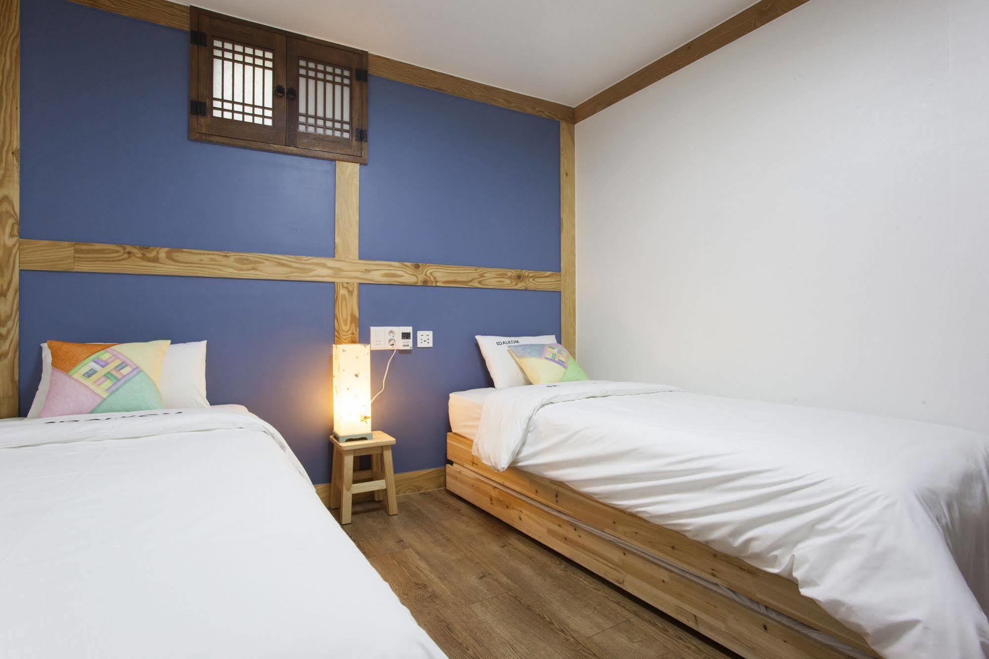 Mini Hotel Dalkom In Dongdaemun Seul Esterno foto